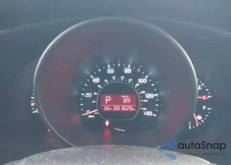 2015 Kia Soul z USA, uszkodzony, nr VIN KNDJN2A21F7206221